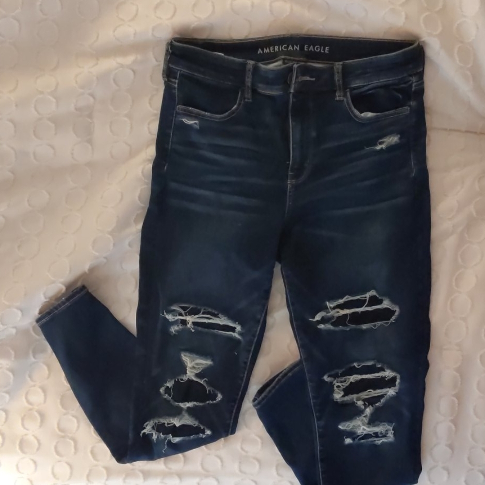 American Eagle distressed jeans